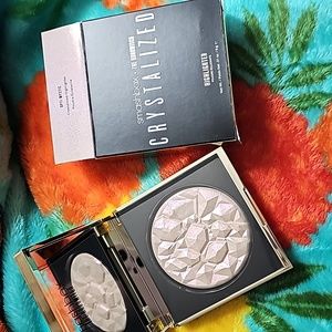 Smashbox the hoodwitch crystalized highlights opti-mystic